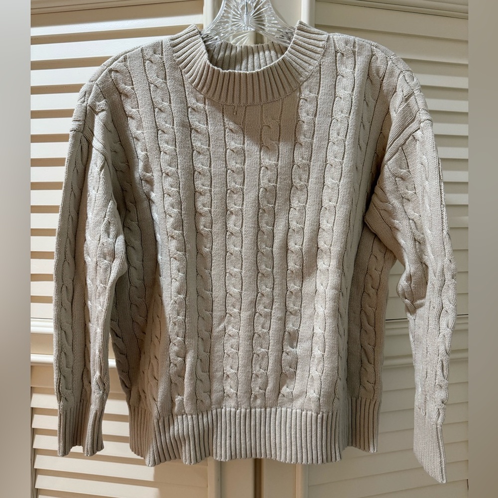 White cable knit sweater